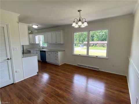 225 Westridge Dr, High Point, NC 27262 photo 7