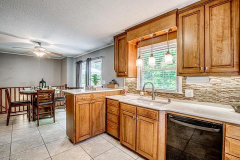 2309 Dover Pl, High Point, NC 27265 photo 10