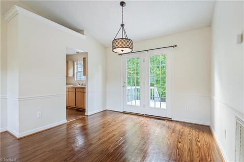 602 Three Oaks Dr, High Point, NC 27265 photo 5