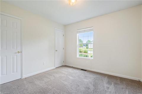602 Three Oaks Dr, High Point, NC 27265 photo 10
