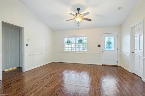602 Three Oaks Dr, High Point, NC 27265 photo 6