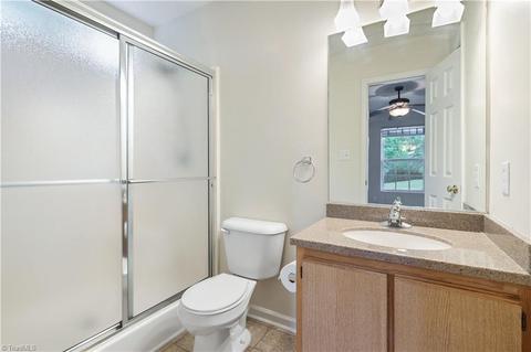 602 Three Oaks Dr, High Point, NC 27265 photo 14
