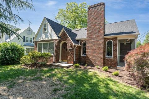 800 Chestnut Dr, High Point, NC 27262 photo 3