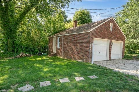 800 Chestnut Dr, High Point, NC 27262 photo 27