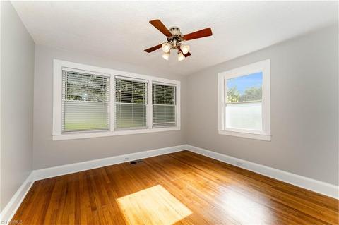 800 Chestnut Dr, High Point, NC 27262 photo 20