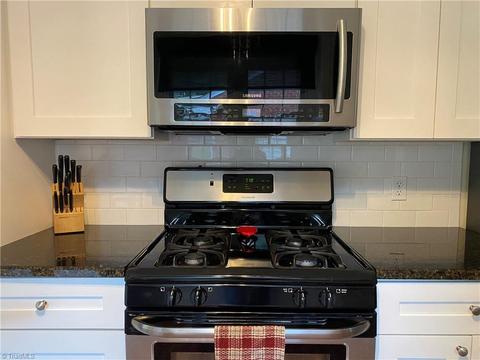 602 Sunset Dr, High Point, NC 27262 photo 3