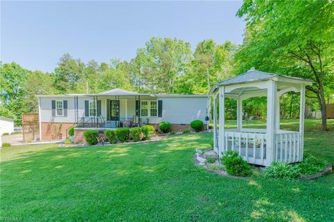 5518 Covered Bridge Rd, Trinity, NC 27370 photo 1