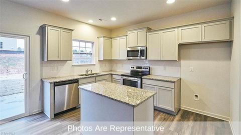 6885 Bellawood Dr, Trinity, NC 27370 photo 8