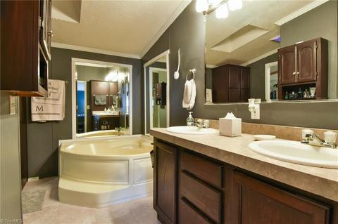 2852 Horton Rd, Germanton, NC 27019 photo 16