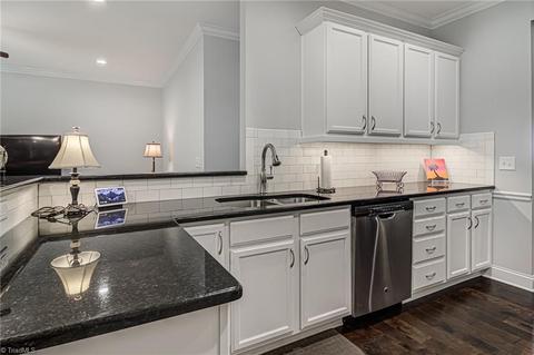 6299 Queens Gate Ct, Clemmons, NC 27012 photo 10