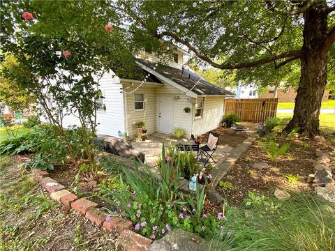 1601 Larkin St, High Point, NC 27262 photo 3