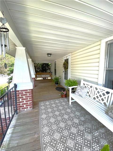 1601 Larkin St, High Point, NC 27262 photo 6