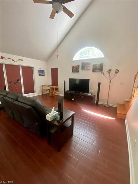 348 Dancy Mountain Pt, Mcgrady, NC 28649 photo 5