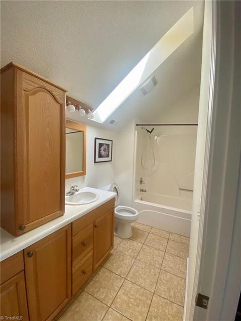 348 Dancy Mountain Pt, Mcgrady, NC 28649 photo 10