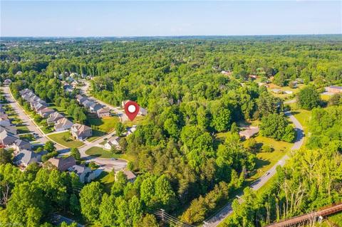 2672 Splitbrooke Dr, High Point, NC 27265 photo 45