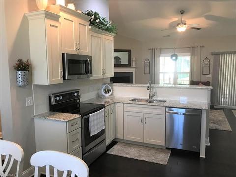 109 Pilot Bluff Dr, King, NC 27021 photo 12