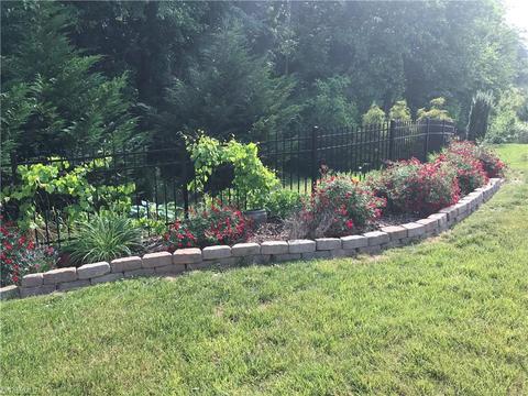 109 Pilot Bluff Dr, King, NC 27021 photo 8