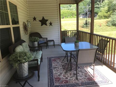 109 Pilot Bluff Dr, King, NC 27021 photo 29