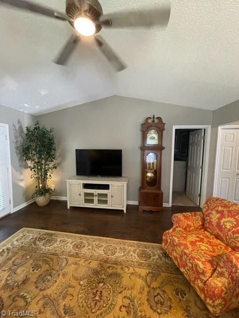 3008 Windchase Ct, High Point, NC 27265 photo 7