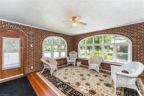 209 Main St N, Denton, NC 27239 photo 4