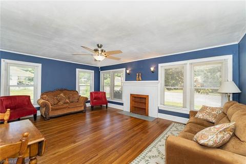 209 Main St N, Denton, NC 27239 photo 5