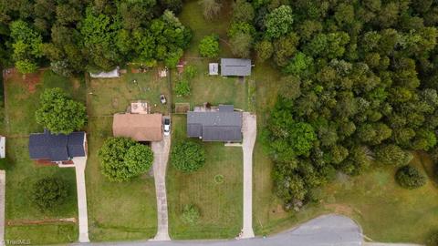 5571 Leesville St, Trinity, NC 27370 photo 6