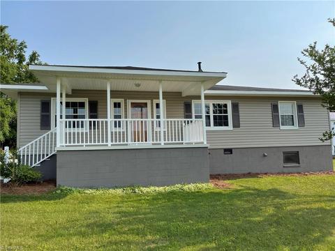415 Unity St, Thomasville, NC 27360 photo 1