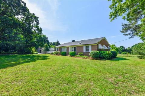 5082 Millers Mill Rd, Trinity, NC 27370 photo 3