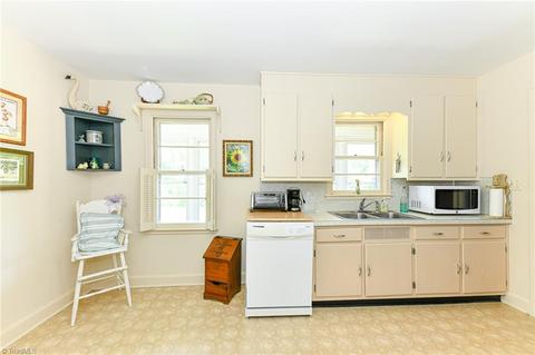 5082 Millers Mill Rd, Trinity, NC 27370 photo 12