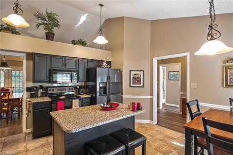 3925 Cobblestone Bend Dr, High Point, NC 27265 photo 14