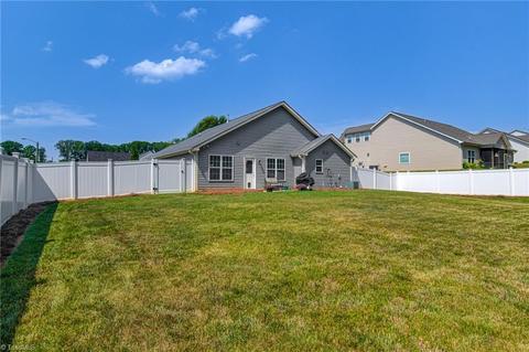 117 Pilot Bluff Dr, King, NC 27021 photo 27