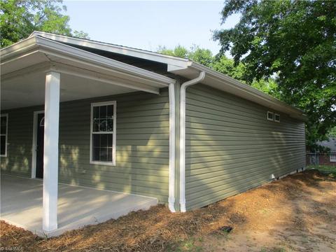 2211 Chambers St, High Point, NC 27263 photo 3