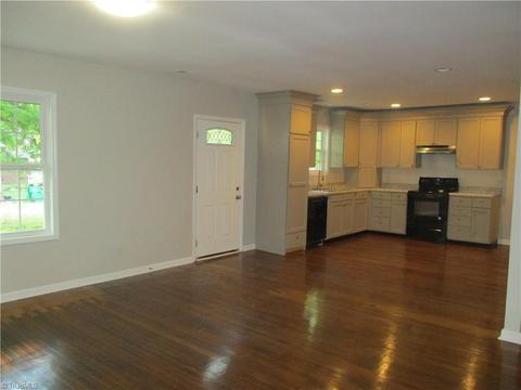 2211 Chambers St, High Point, NC 27263 photo 9