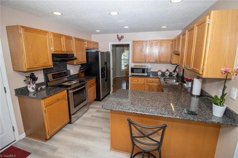 6570 Abigail Dr, Trinity, NC 27370 photo 8