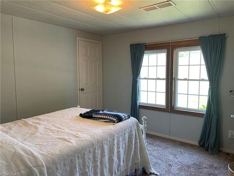 1336 Lackey Mountain Rd, Hiddenite, NC 28636 photo 6