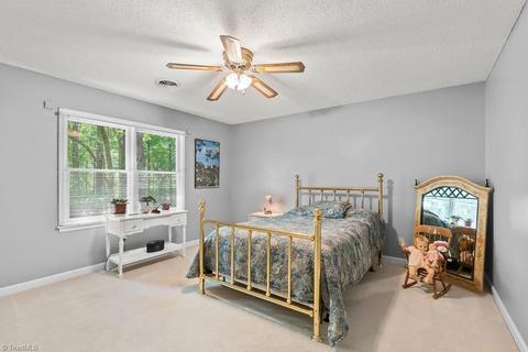 2012 La Dora Ct, High Point, NC 27265 photo 17