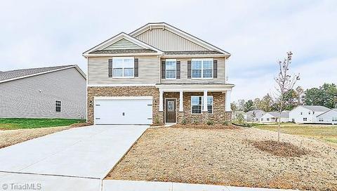 6891 Bellawood Dr, Trinity, NC 27370 photo 1