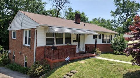 1620 Larkin St, High Point, NC 27262 photo 2