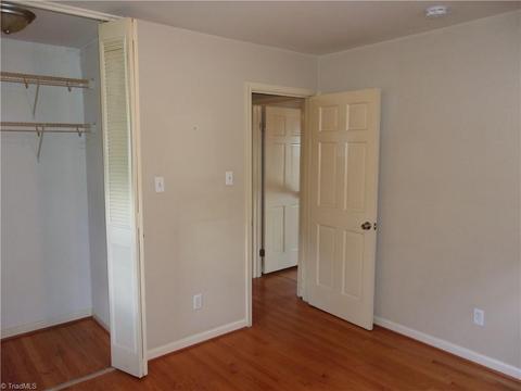 300 Hampton Dr, High Point, NC 27265 photo 11
