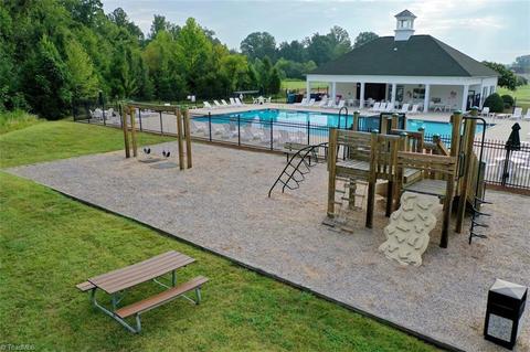 137 Rosewalk Ln, Advance, NC 27006 photo 34
