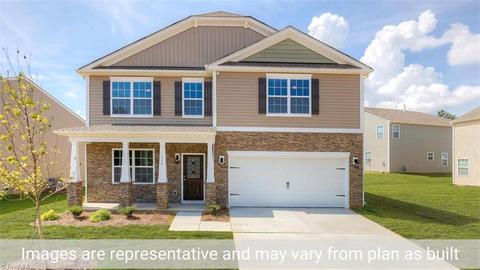 6909 Bellawood Dr, Trinity, NC 27370 photo 1