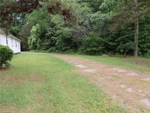 119 Sealy Dr, Trinity, NC 27370 photo 11
