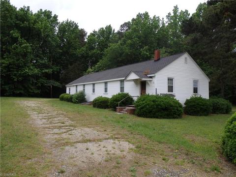 119 Sealy Dr, Trinity, NC 27370 photo 1