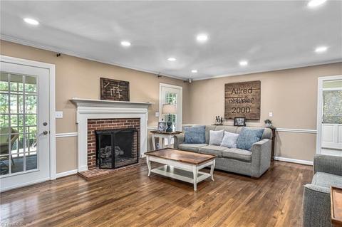 8912 Cedar Spring Dr, Colfax, NC 27235 photo 8
