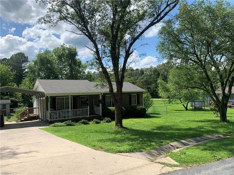 302 Benjamin Rd, Madison, NC 27025 photo 2