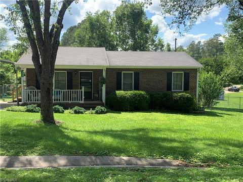 302 Benjamin Rd, Madison, NC 27025 photo 3
