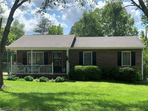 302 Benjamin Rd, Madison, NC 27025 photo 1