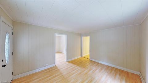 914 E Dayton Ave, High Point, NC 27262 photo 12