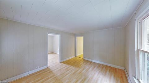 914 E Dayton Ave, High Point, NC 27262 photo 15