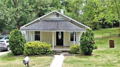 914 E Dayton Ave, High Point, NC 27262 photo 1